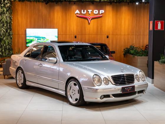 MERCEDES-BENZ E 55 AMG 5.5 SEDAN GASOLINA 4P AUTOMÁTICO